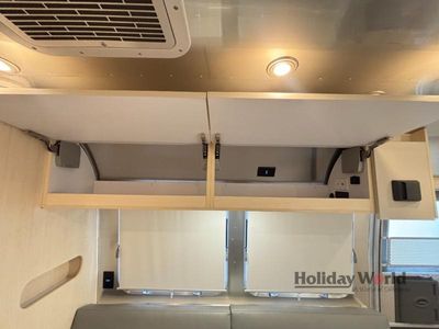 2026 Airstream Flying Cloud - Photo 7