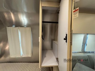 2026 Airstream Flying Cloud - Photo 10