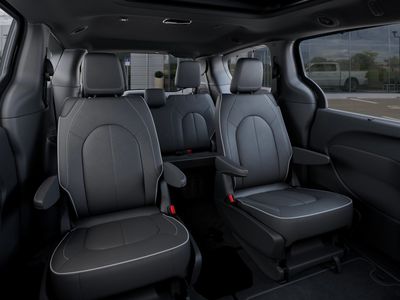 2026 Chrysler Pacifica - Photo 15