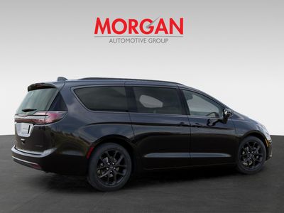 2026 Chrysler Pacifica - Photo 6