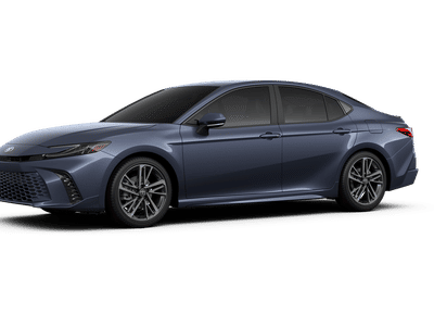 2026 Toyota Camry - Photo 2
