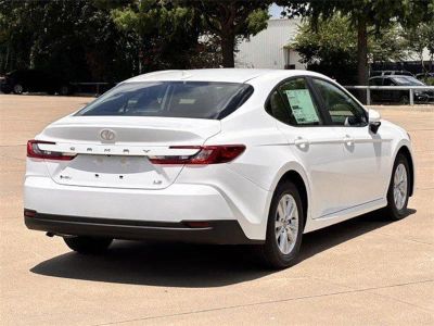 2026 Toyota Camry - Photo 4