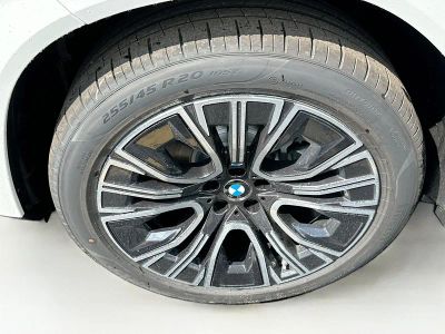 2026 BMW X3 — photo 24 view