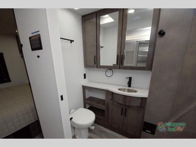 2026 Entegra Coach Vision XL — photo 48 view