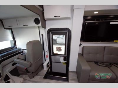 2026 Entegra Coach Vision XL — photo 38 view