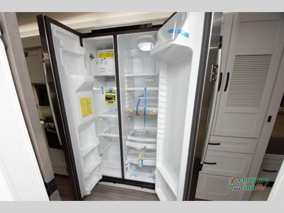 2026 Entegra Coach Vision XL — photo 27 view