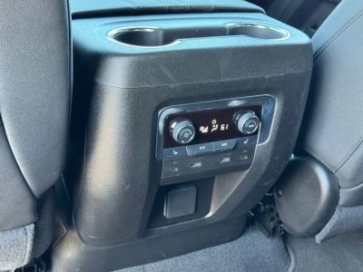 2025 Chevrolet Tahoe - Photo 35