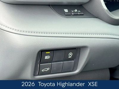 2026 Toyota Highlander - Photo 23
