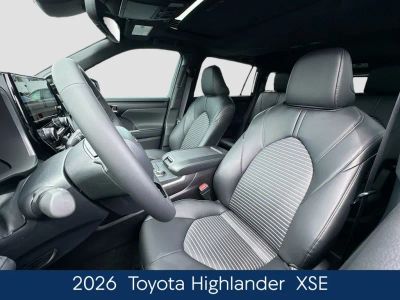 2026 Toyota Highlander - Photo 15