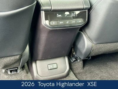 2026 Toyota Highlander - Photo 38