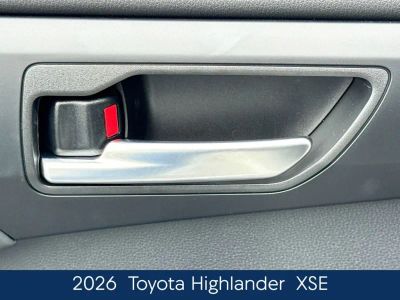 2026 Toyota Highlander - Photo 19