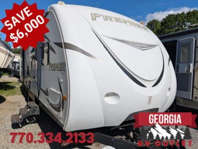 2013 Keystone 31BHPR — front three-quarter view