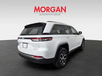 2025 Jeep Grand Cherokee — detail view