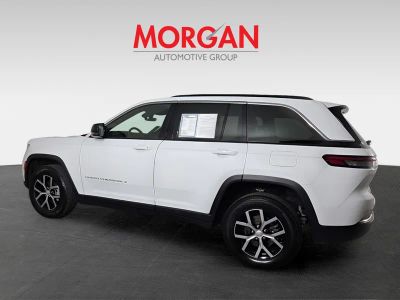 2025 Jeep Grand Cherokee — photo 8 view