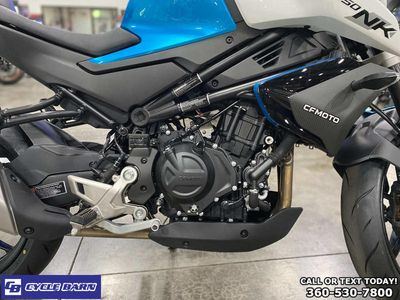 2025 CFMOTO 450NK - Photo 11