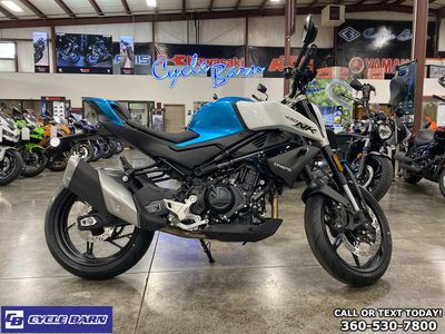 2025 CFMOTO 450NK - Photo 3