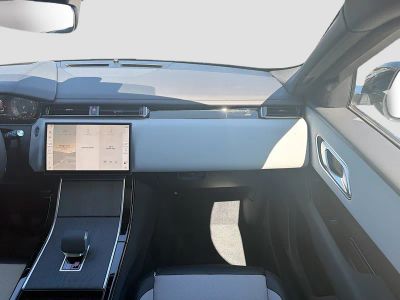 2026 Land Rover Range Rover Velar — photo 18 view