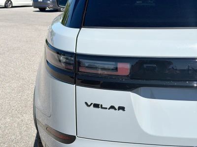 2026 Land Rover Range Rover Velar — photo 10 view