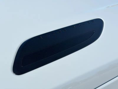 2026 Land Rover Range Rover Velar — photo 43 view