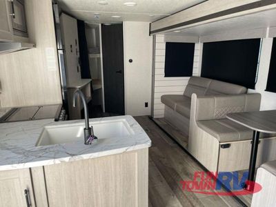 2025 CrossRoads RV Sunset Trail - Photo 11