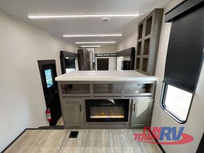 2025 Forest River RV Cherokee Arctic Wolf - Photo 25