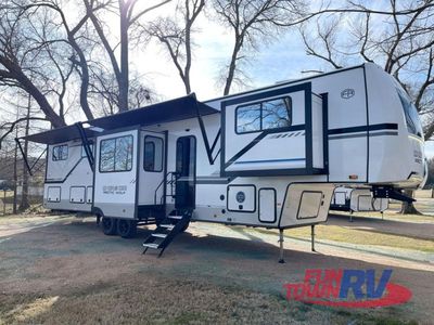 2025 Forest River RV Cherokee Arctic Wolf - Photo 1