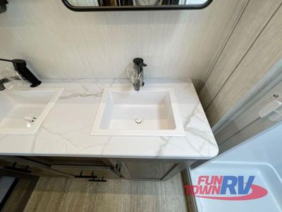 2025 Forest River RV Cherokee Arctic Wolf - Photo 28