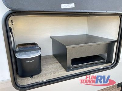 2025 Forest River RV Cherokee Arctic Wolf - Photo 9