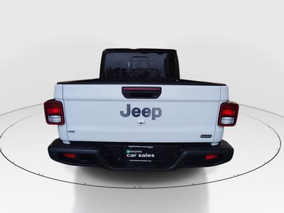 2023 Jeep Gladiator - Photo 6