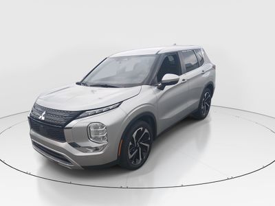 2024 Mitsubishi Outlander - Photo 3