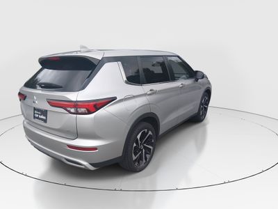 2024 Mitsubishi Outlander - Photo 7