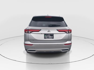 2024 Mitsubishi Outlander - Photo 6
