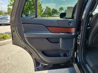 2020 Lincoln Navigator — photo 16 view