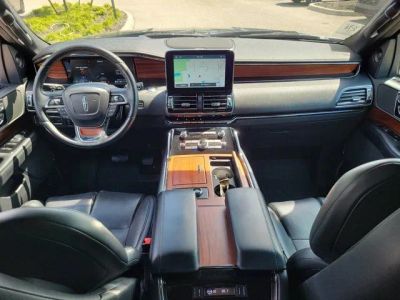 2020 Lincoln Navigator — photo 17 view