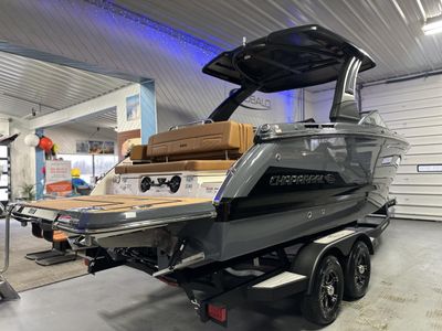 2025 Chaparral 2870 SSX - Photo 3