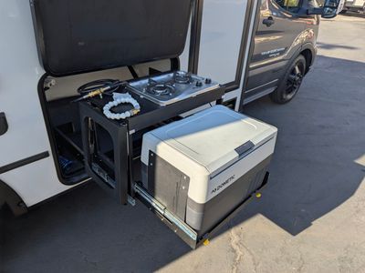 2025 Winnebago EKKO Transit — photo 16 view