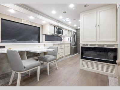 2027 Tiffin Motorhomes Open Road Allegro — detail view