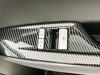 2023 Genesis GV70 - Photo 28