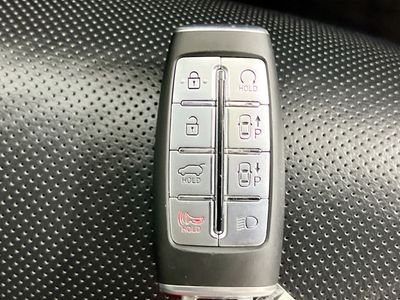2023 Genesis GV70 - Photo 32