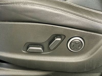 2023 Genesis GV70 - Photo 13