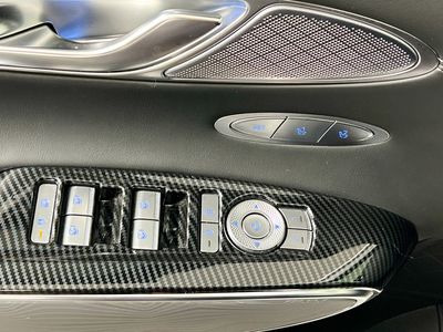 2023 Genesis GV70 - Photo 14