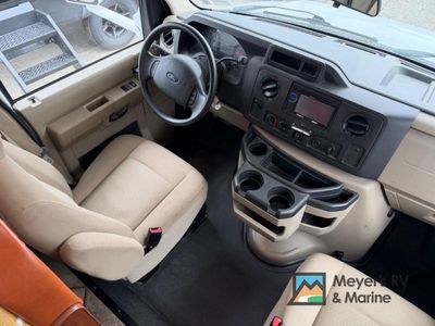 2014 Thor Motor Coach Four Winds - Photo 13