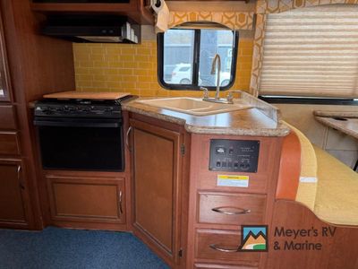 2014 Thor Motor Coach Four Winds - Photo 22