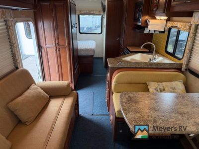 2014 Thor Motor Coach Four Winds - Photo 56