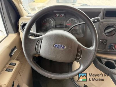 2014 Thor Motor Coach Four Winds - Photo 9