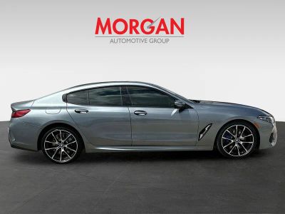 2022 BMW 8 Series — photo 8 view