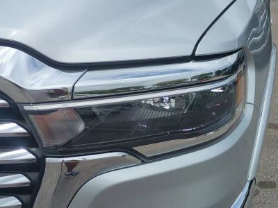 2026 Ram 1500 — photo 10 view
