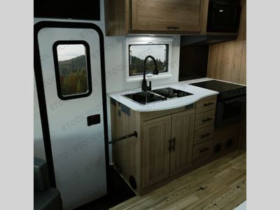 2026 Adventurer Manufacturing Inc. Overlander - Photo 4