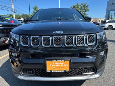 2023 Jeep Compass — detail view