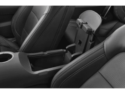 2025 Ford Mustang — photo 11 view